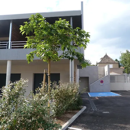 Appartement Le 101 *